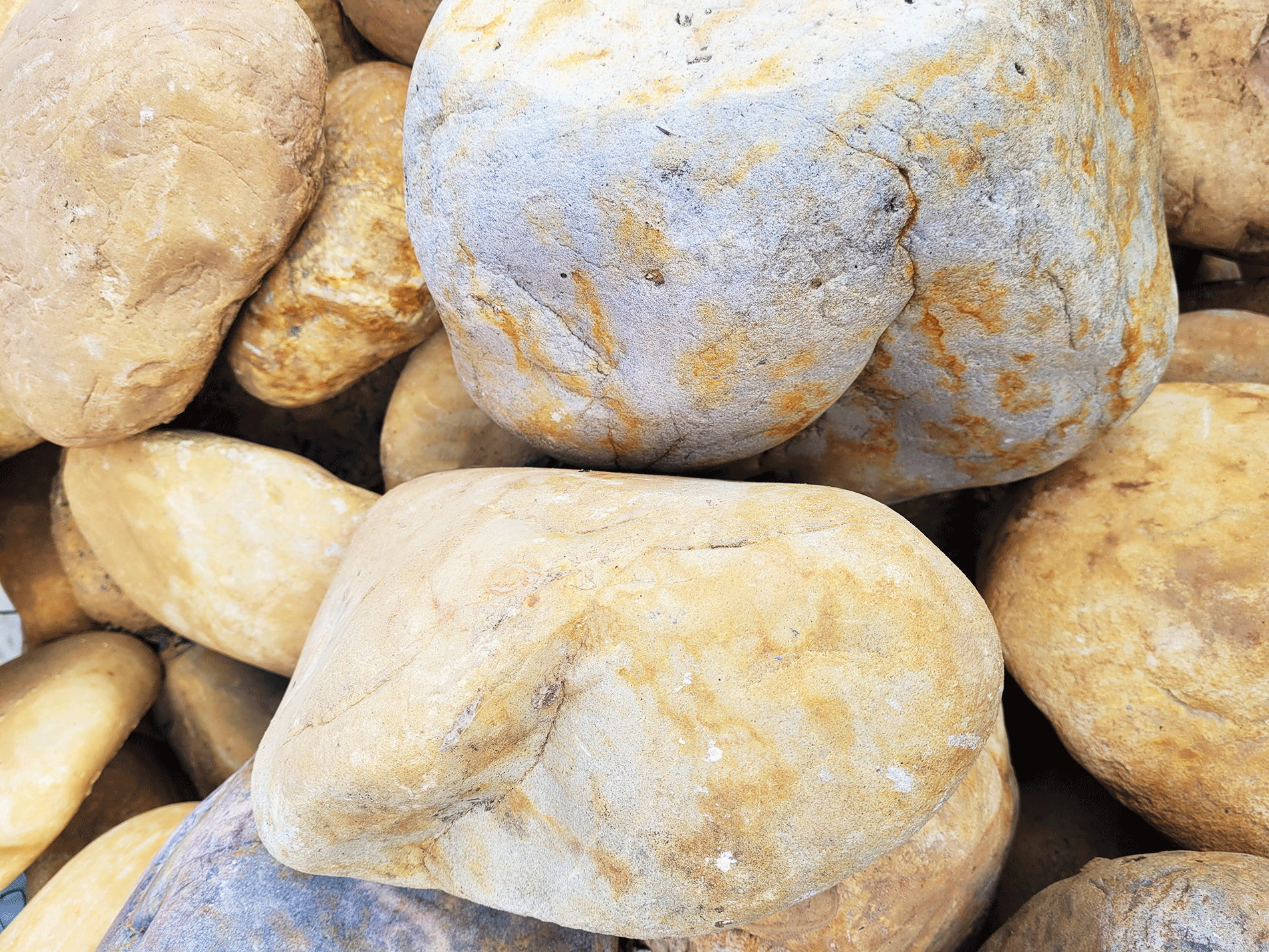 wio_boulders_bumblebee_texture